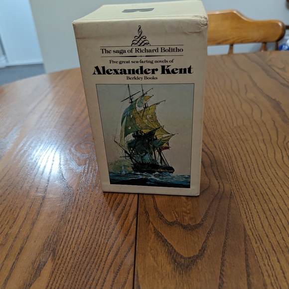 Alexander Kent Books. Box Set. Vintage. Sea Faring Novels x 5. - Picture 4 of 6